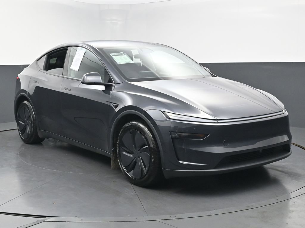 Used 2026 Tesla Model Y Long Range image 2