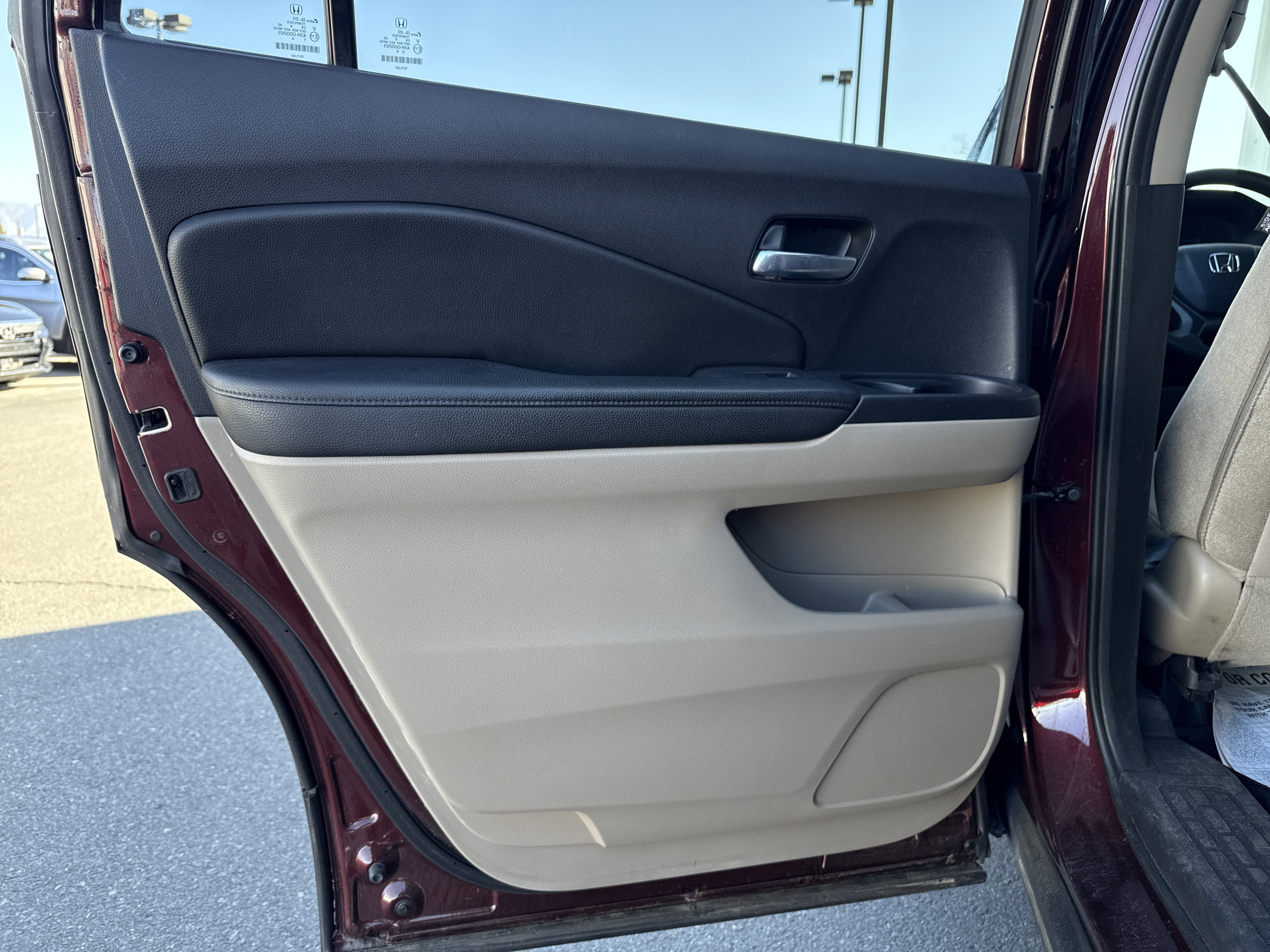 Used 2019 Honda Pilot LX image 15