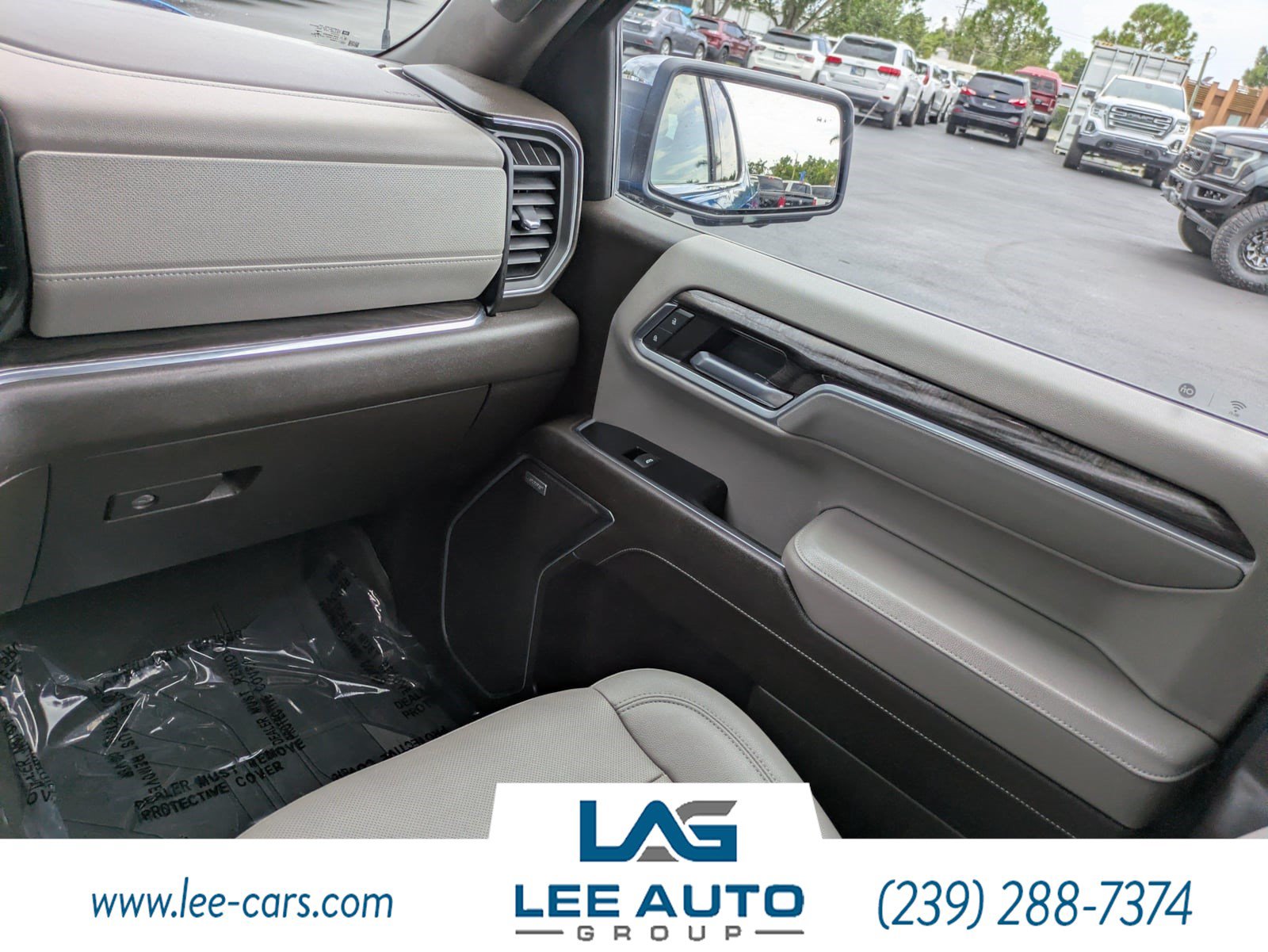 Used 2023 Chevrolet Silverado 1500 LTZ w/ LTZ Premium Package RWD image 15