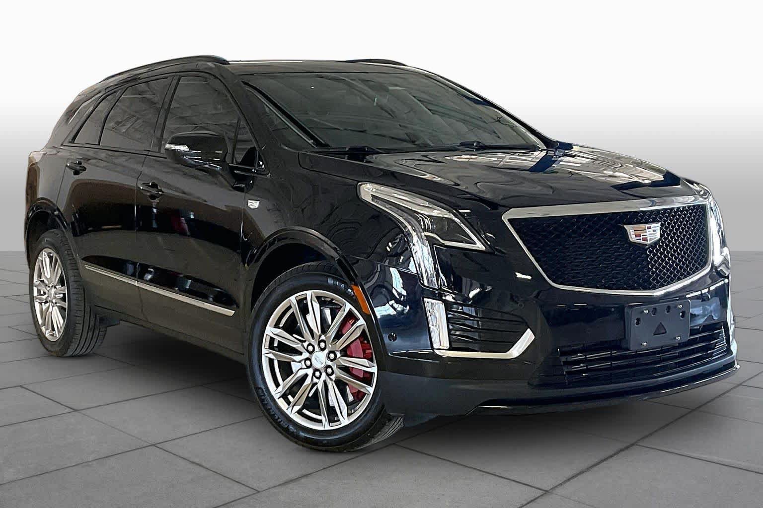 Used 2025 Cadillac XT5 Sportv w/ Technology Package AWD/4WD image 2