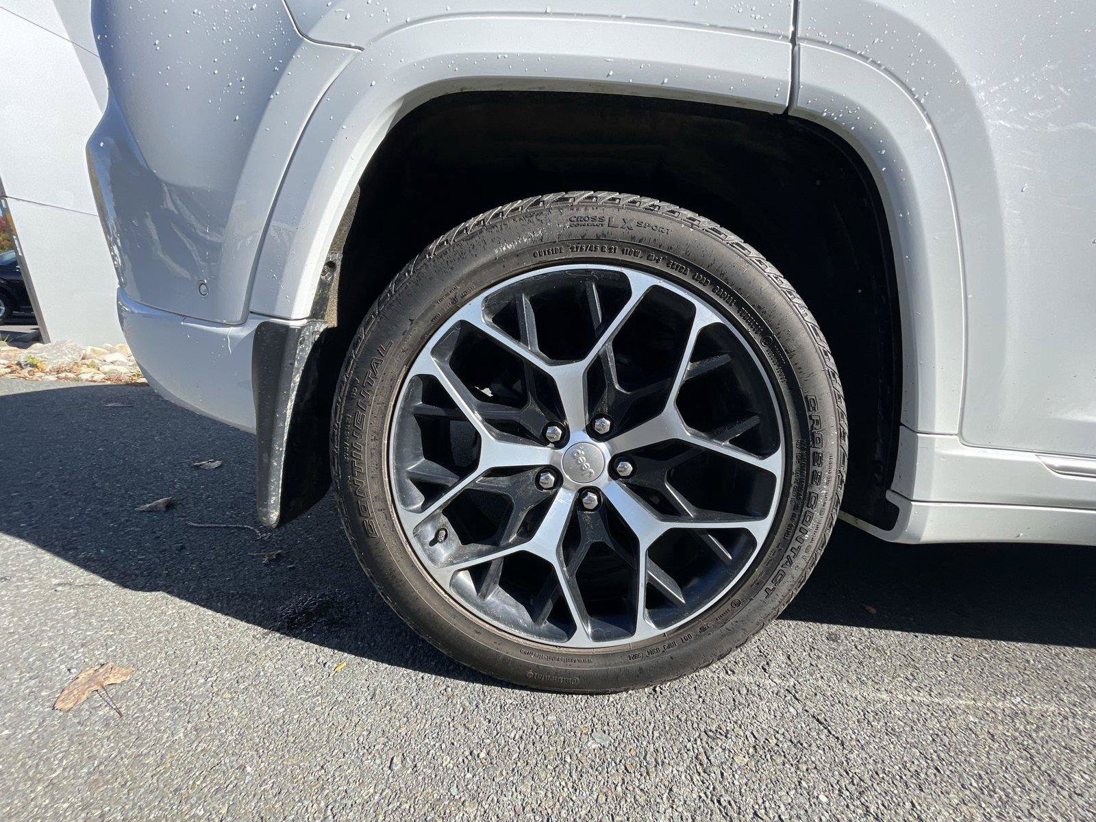 Used 2024 Jeep Grand Cherokee Summit AWD/4WD image 25