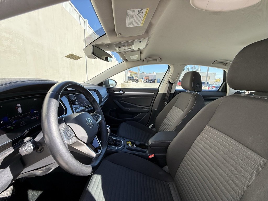 Used 2024 Volkswagen Jetta S image 5