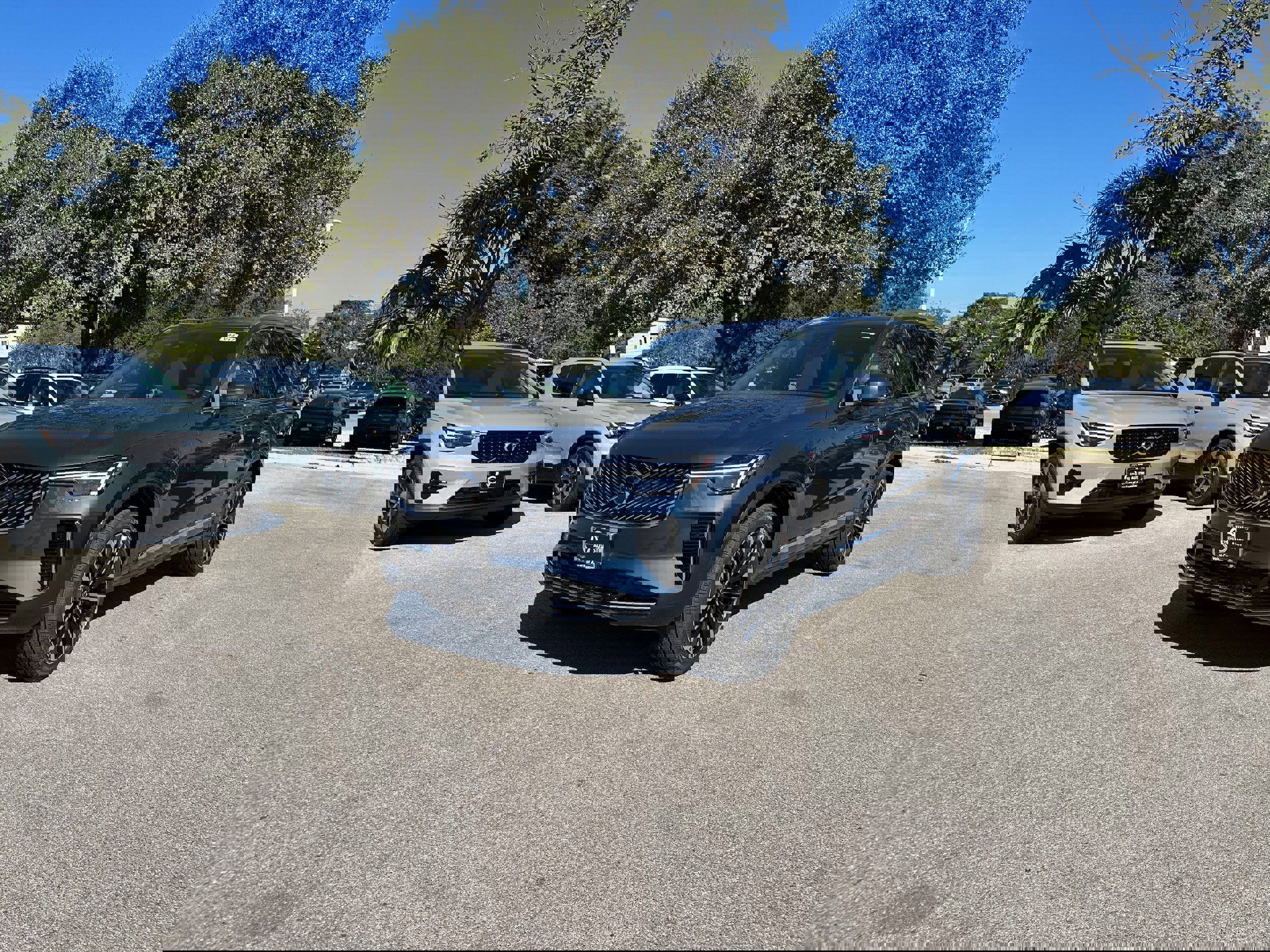 New 2026 Volvo XC90 B5 Core image 2