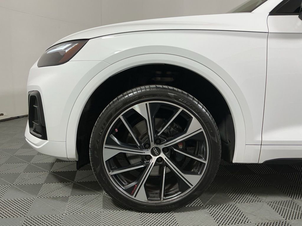 Used 2024 Audi SQ5 Premium Plus w/ Premium Plus Package image 8