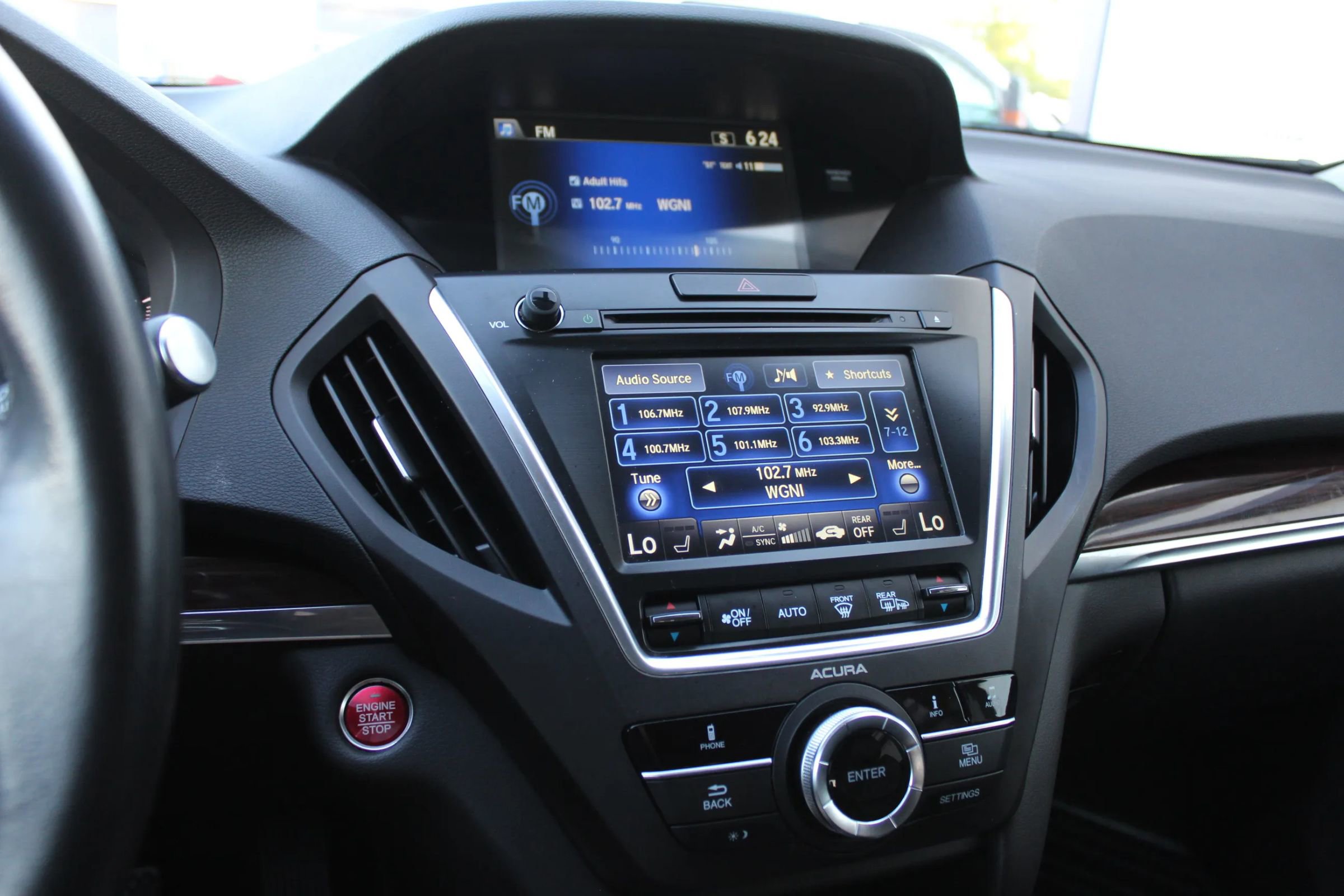 Used 2016 Acura MDX SH-AWD image 15