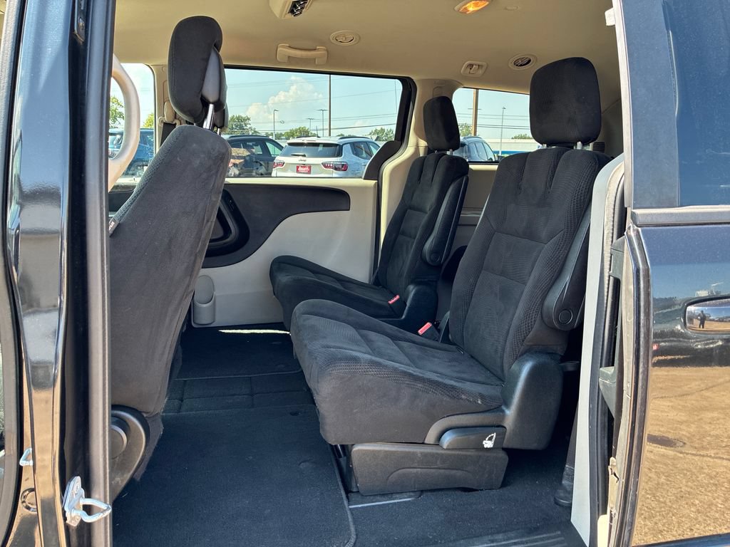 Used 2017 Dodge Grand Caravan SE w/ Power Window Group FWD image 27
