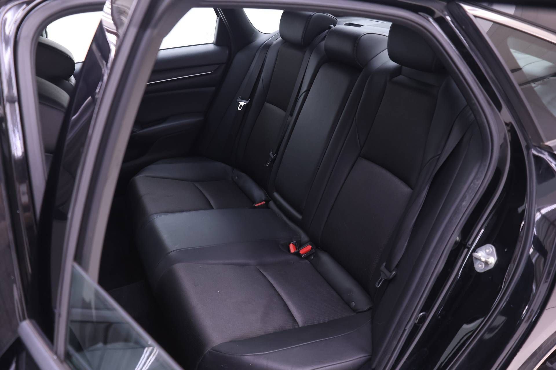 Used 2019 Honda Accord Sport image 10