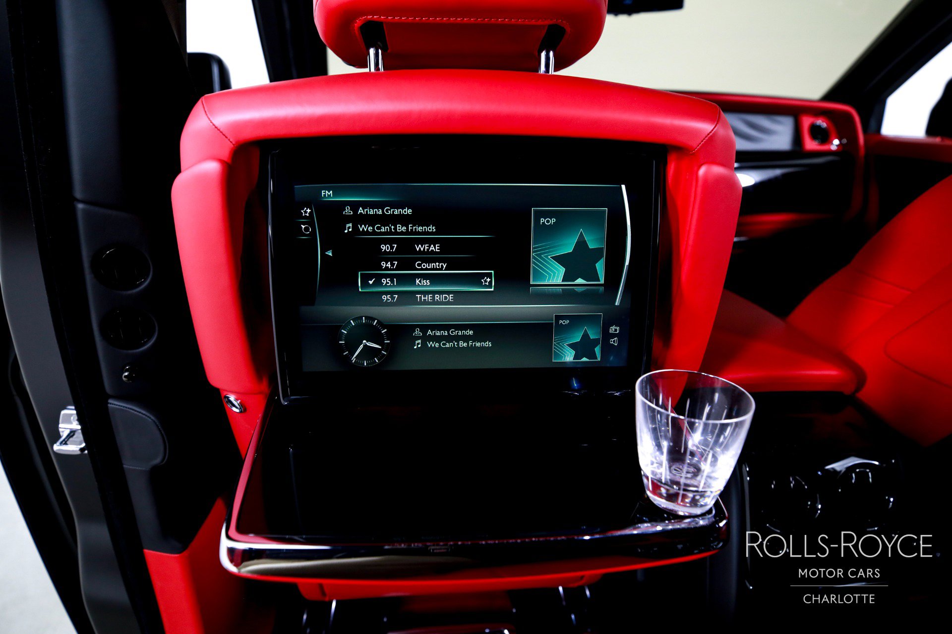 Used 2024 Rolls-Royce Phantom Extended Wheelbase w/ The Phantom Package image 21