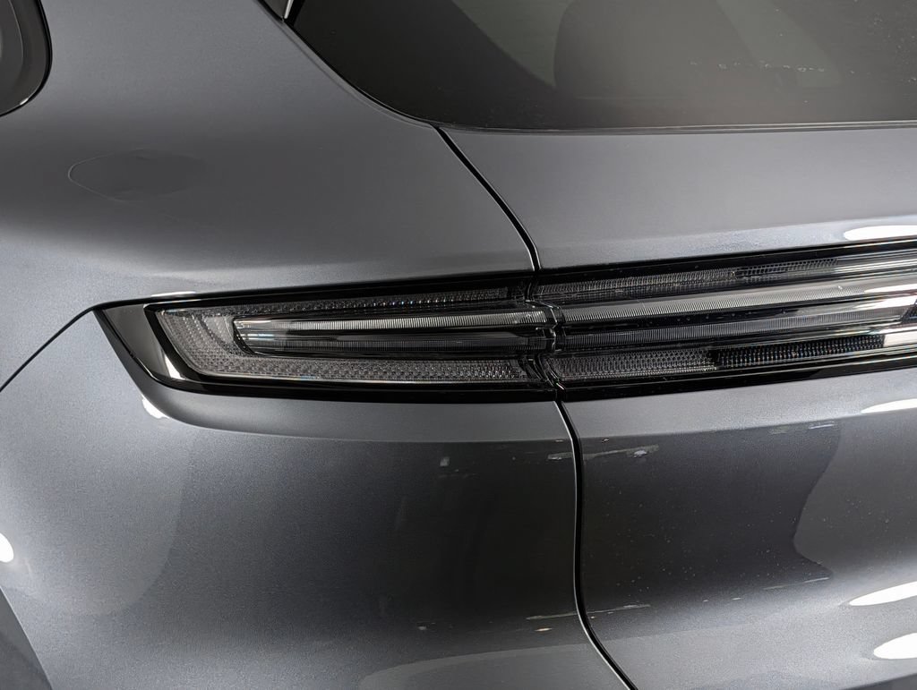 New 2026 Porsche Cayenne AWD/4WD image 16