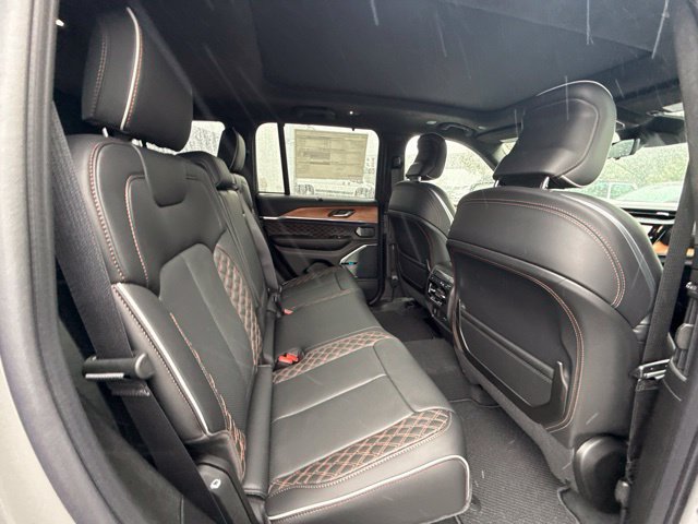 New 2027 Jeep Grand Cherokee Summit AWD/4WD image 10