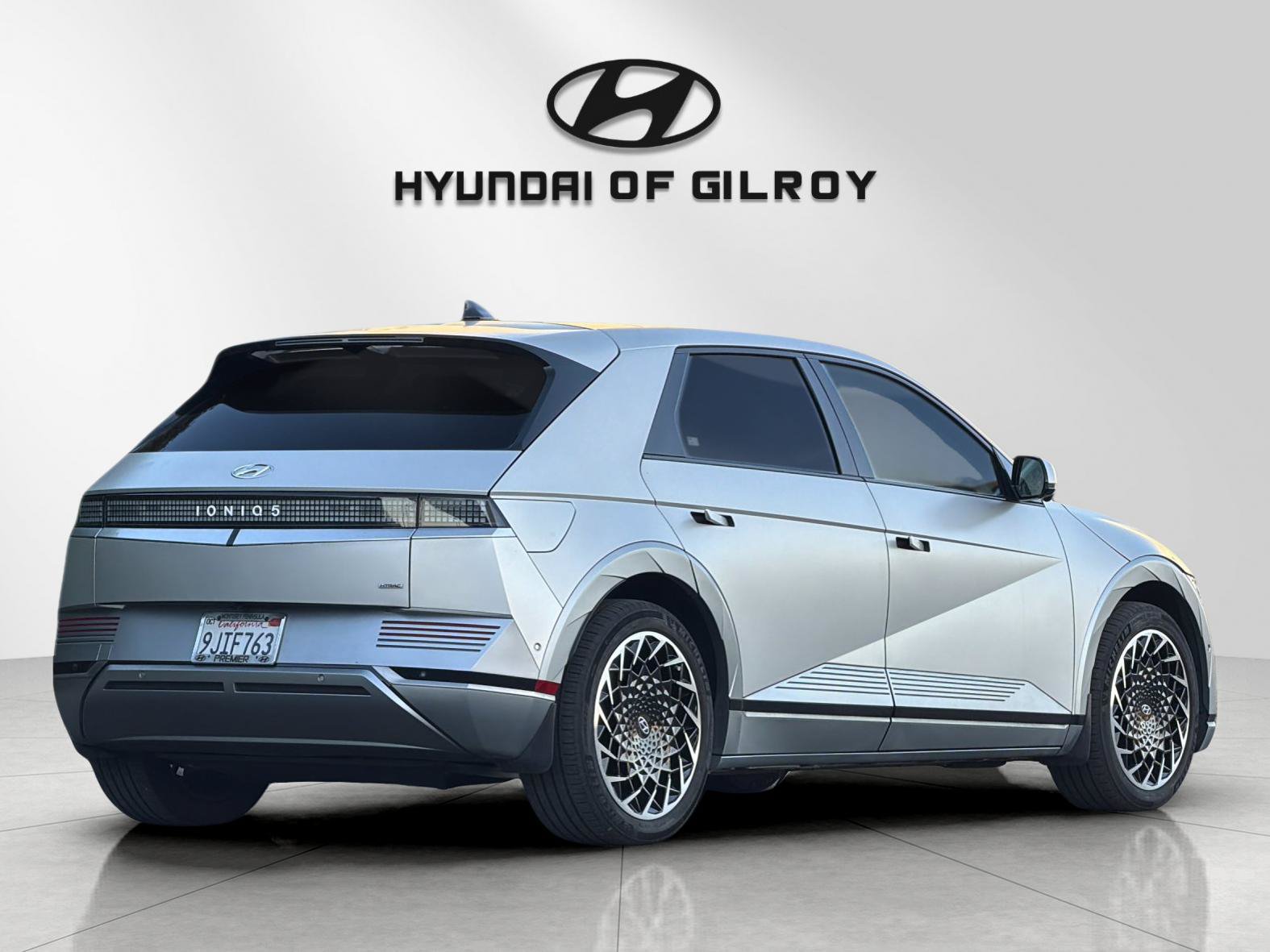 Certified 2023 Hyundai Ioniq 5 Limited w/ Cargo Package AWD/4WD image 5