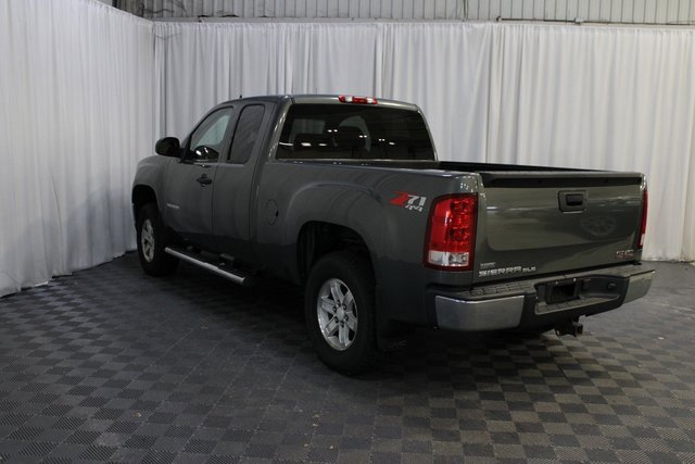 Used 2011 GMC Sierra 1500 SLE w/ Power Tech Package image 4