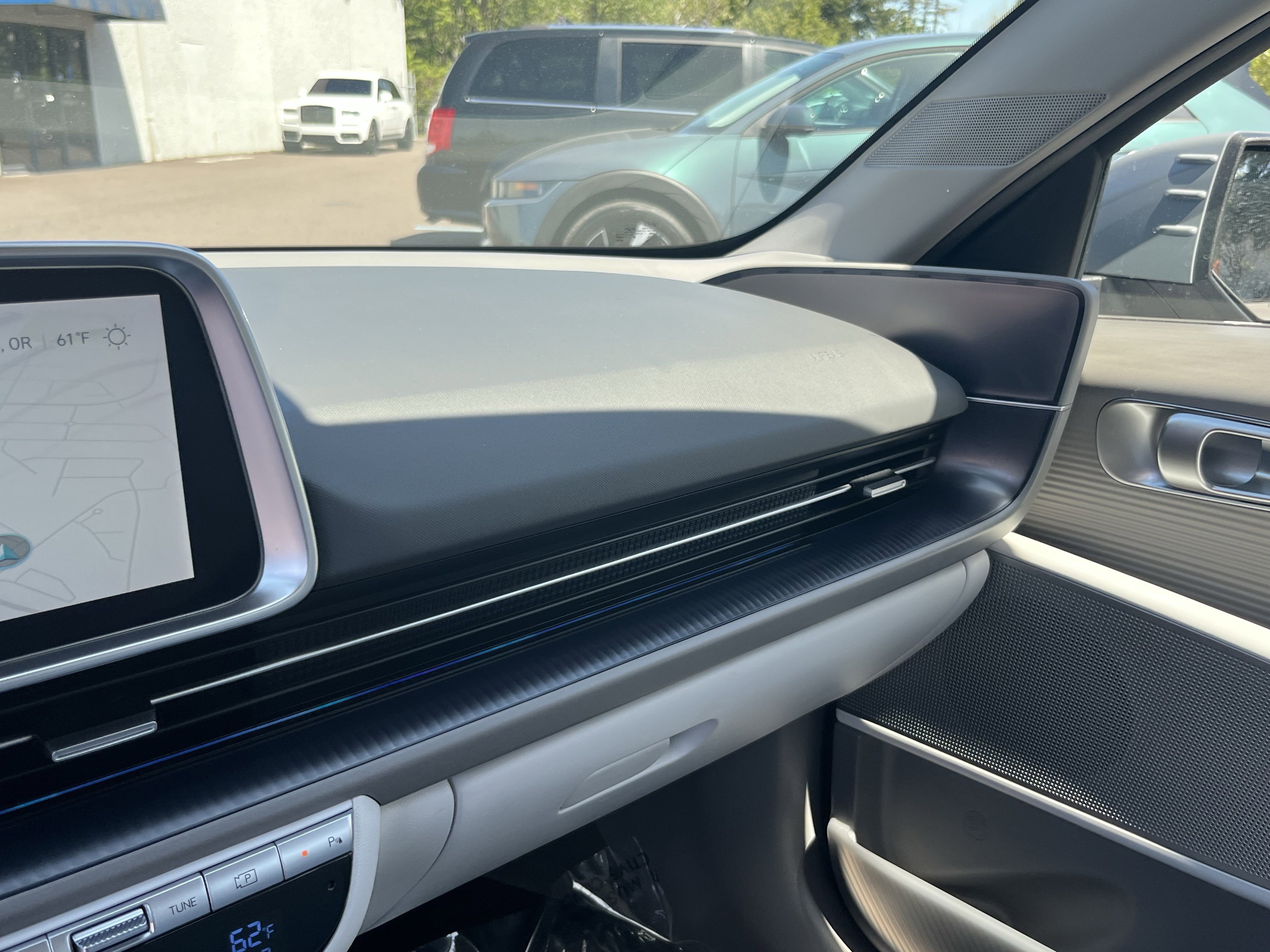 Used 2024 Hyundai Ioniq 6 SEL AWD/4WD image 23
