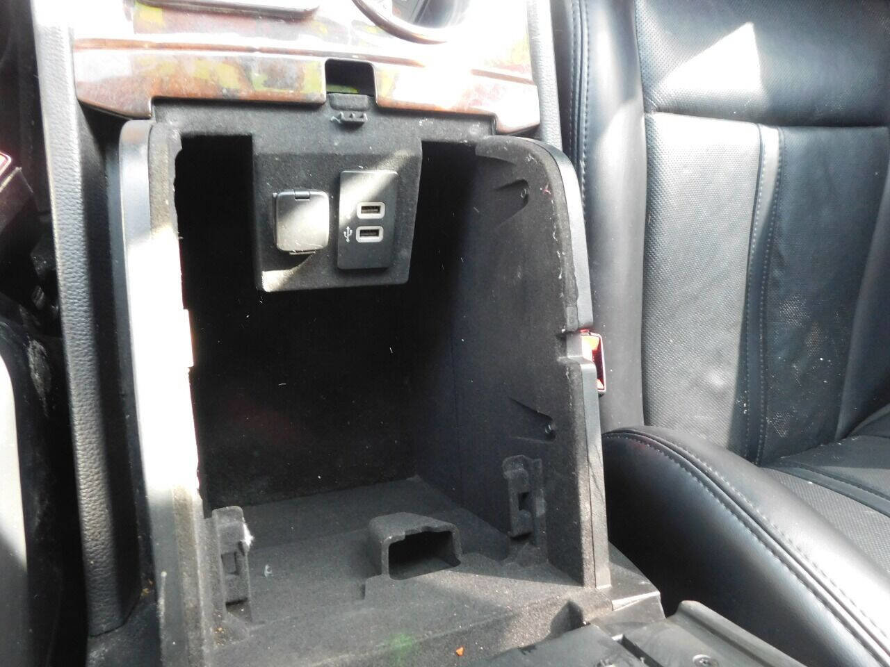 Used 2017 Lincoln Navigator L Select AWD/4WD image 33