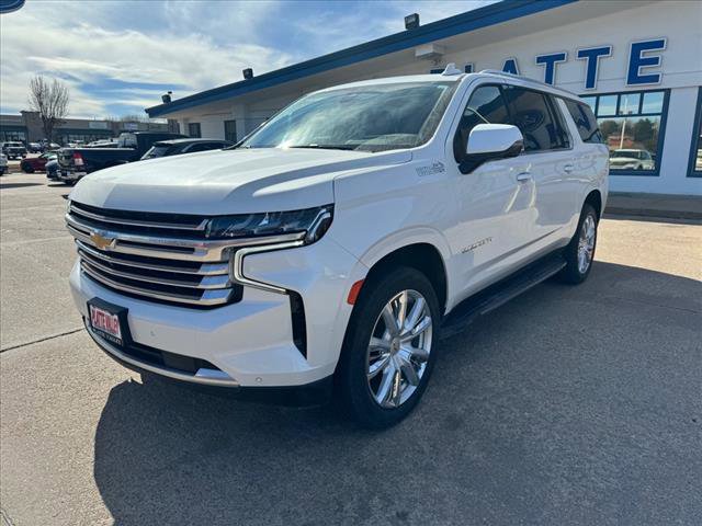 Used 2021 Chevrolet Suburban High Country image 3