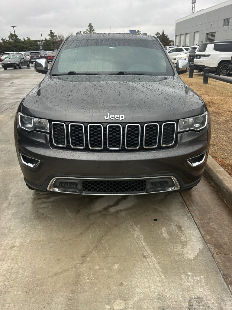Used 2017 Jeep Grand Cherokee Limited image 1