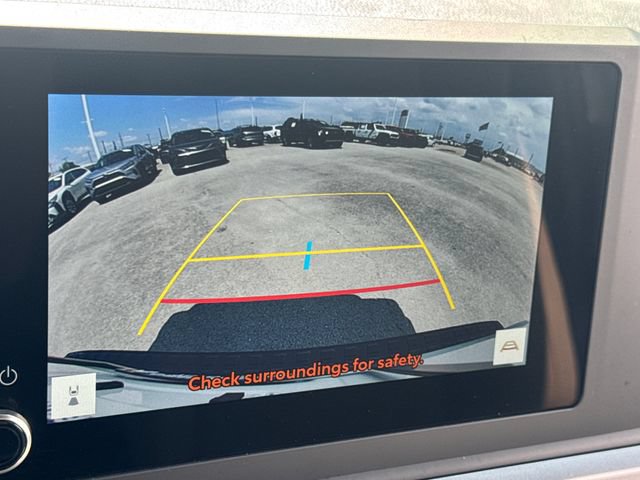 Used 2025 Toyota 4Runner SR5 AWD/4WD image 24
