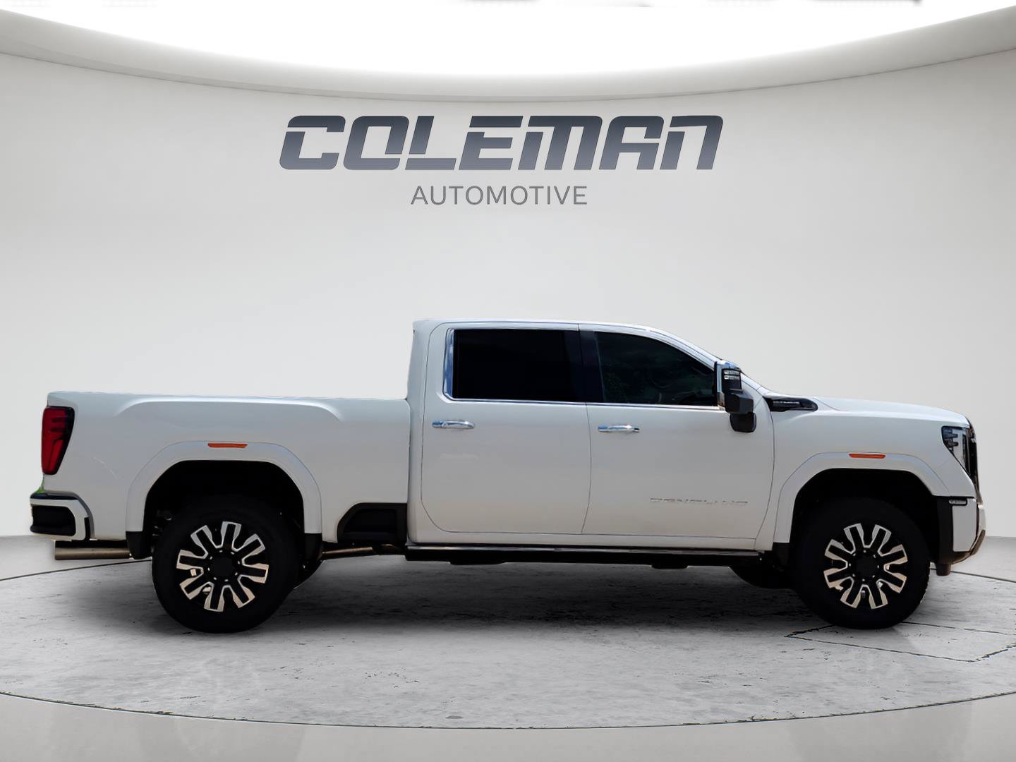 New 2026 GMC Sierra 2500 Denali Ultimate AWD/4WD image 6