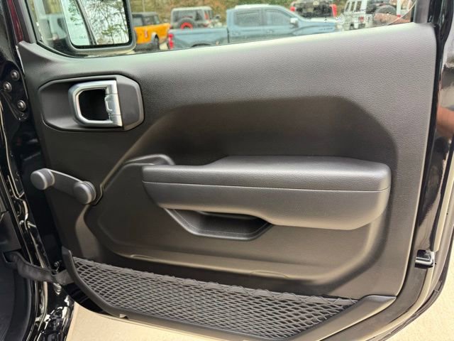 Used 2024 Jeep Gladiator Sport AWD/4WD image 76