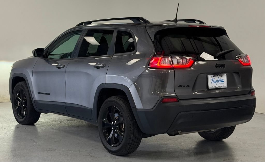 Used 2020 Jeep Cherokee Latitude Plus AWD/4WD image 4