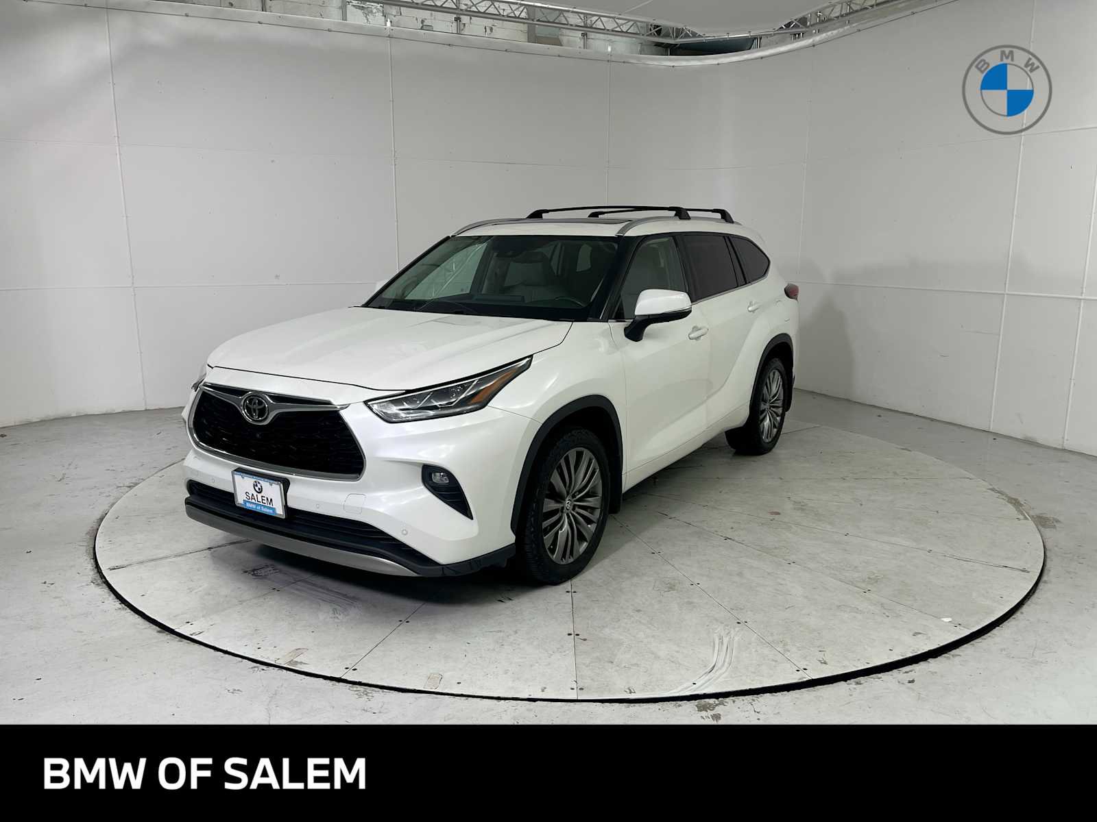 Used 2020 Toyota Highlander Platinum AWD/4WD image 1