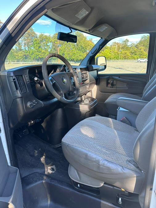 Used 2013 Chevrolet Express 1500 1500 3dr Cargo Van image 29