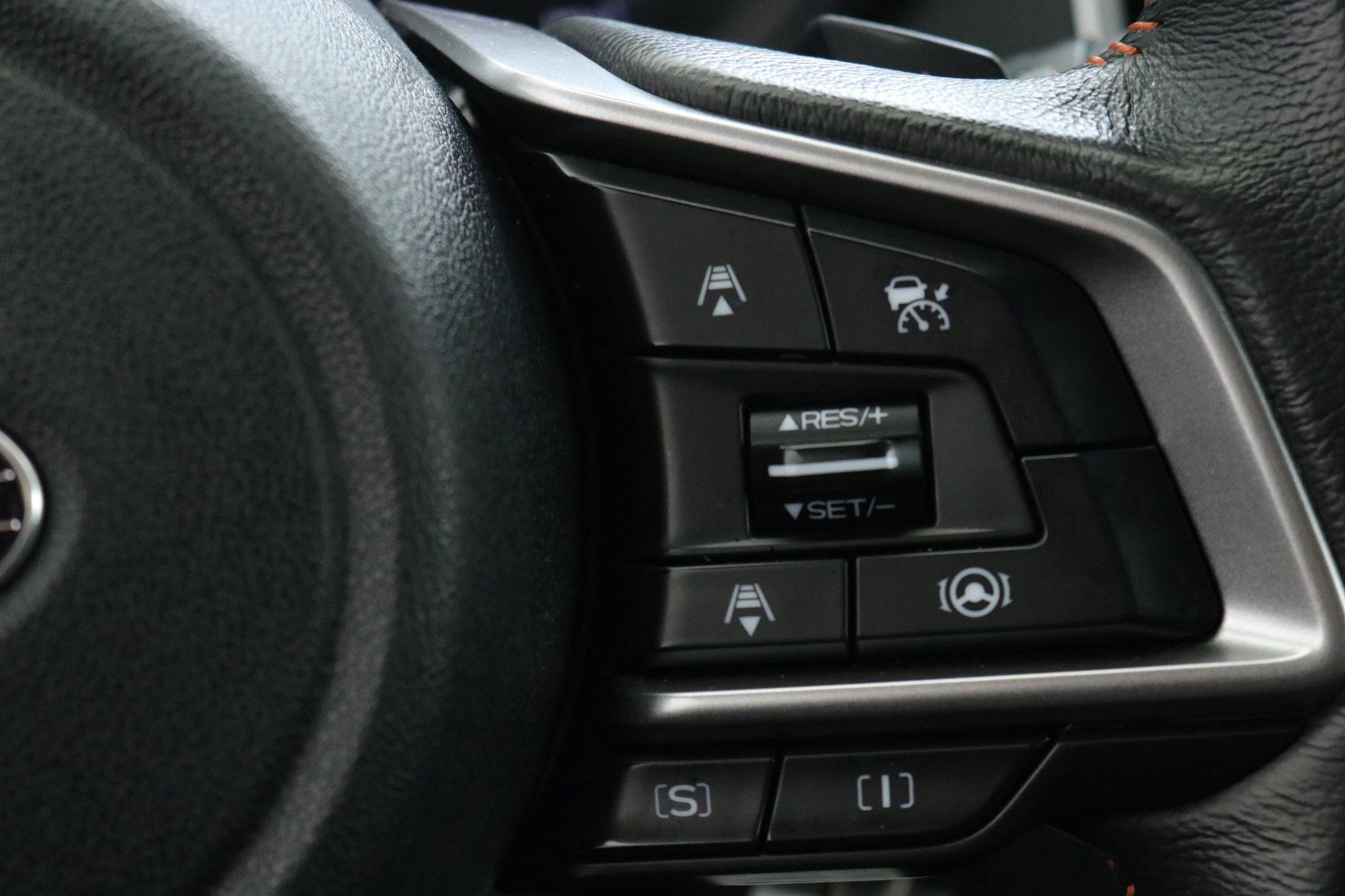 Used 2023 Subaru Crosstrek 2.0i Premium image 16