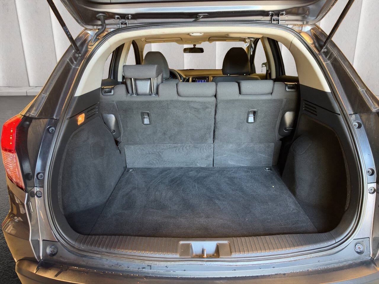 Used 2018 Honda HR-V EX image 20