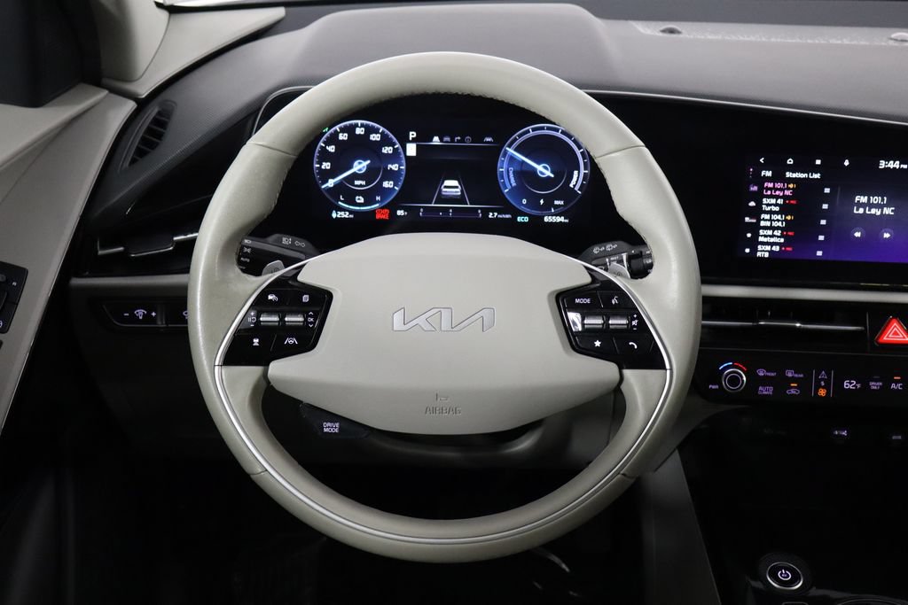 Used 2023 Kia Niro Wind FWD image 7