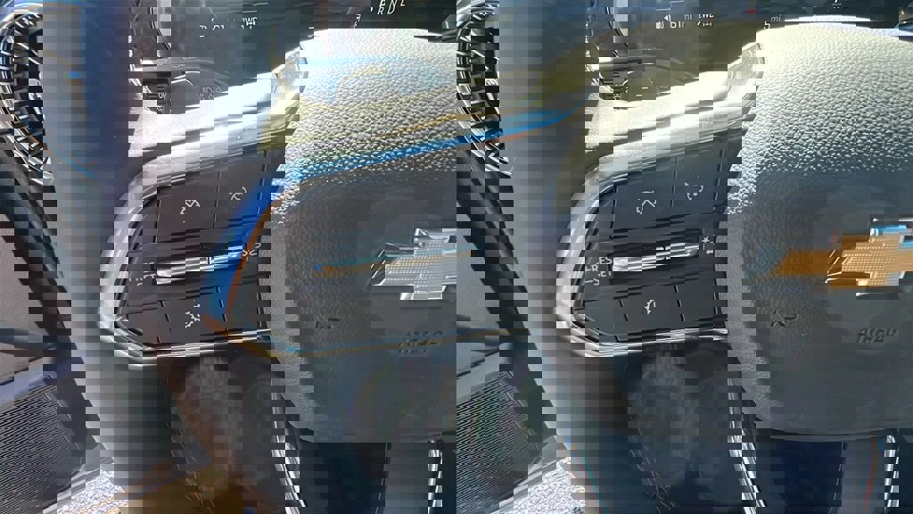 New 2026 Chevrolet Equinox LT w/ Convenience Package II image 19