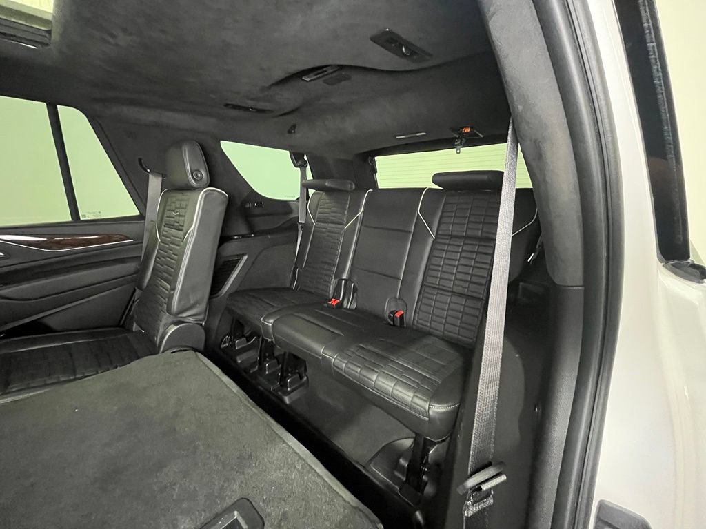 Used 2022 Cadillac Escalade Sport Platinum w/ Heavy-Duty Trailer Package AWD/4WD image 20