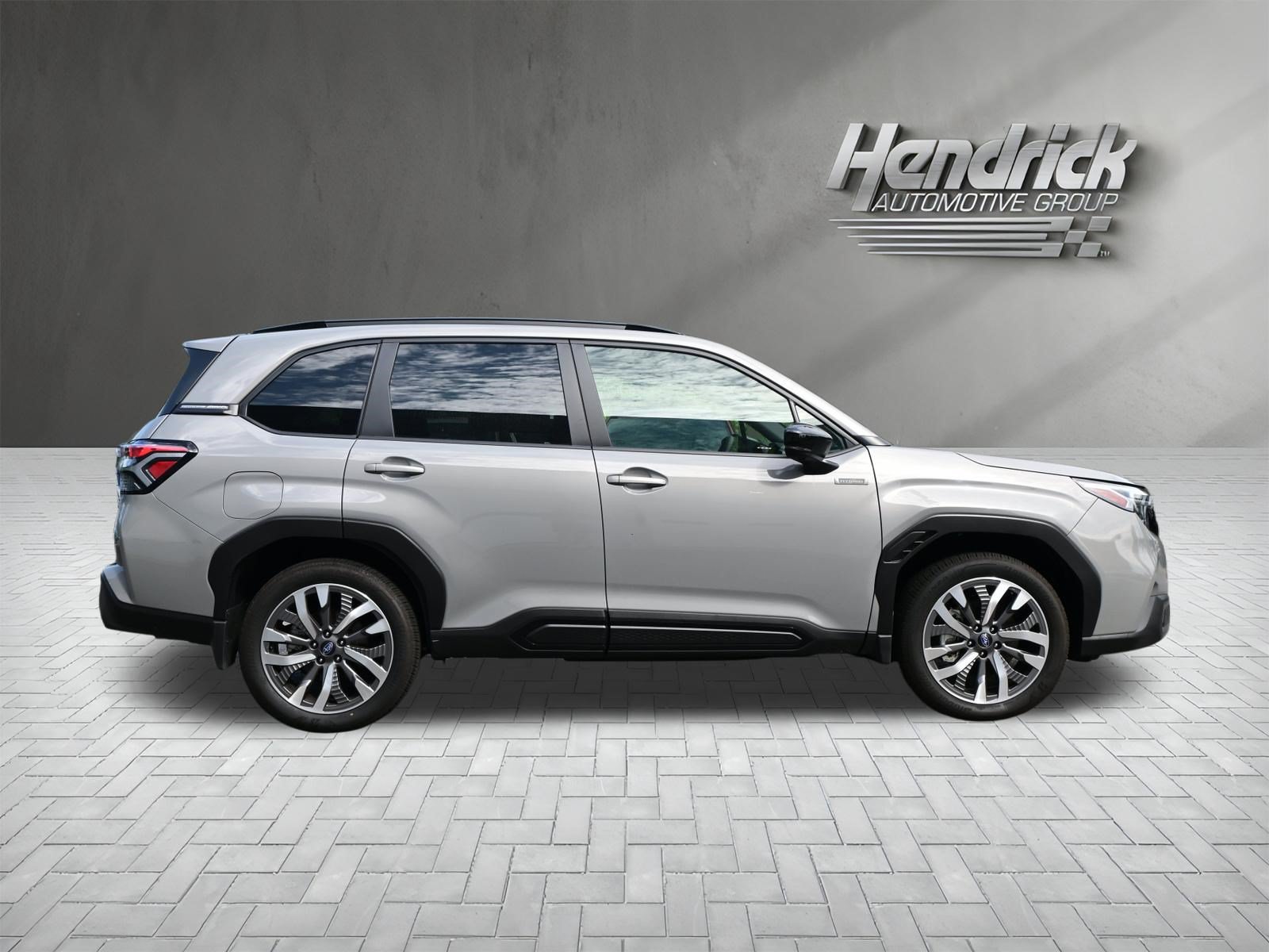 Certified 2025 Subaru Forester Touring AWD/4WD image 10