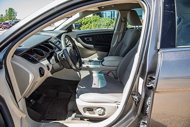 Used 2011 Ford Taurus SEL w/ 201A Rapid Spec Order Code FWD image 13