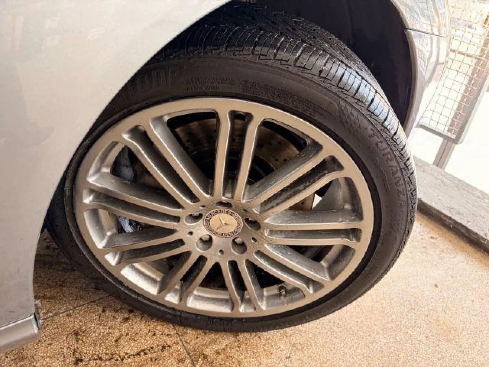 Used 2010 Mercedes-Benz CL 550 4MATIC image 42