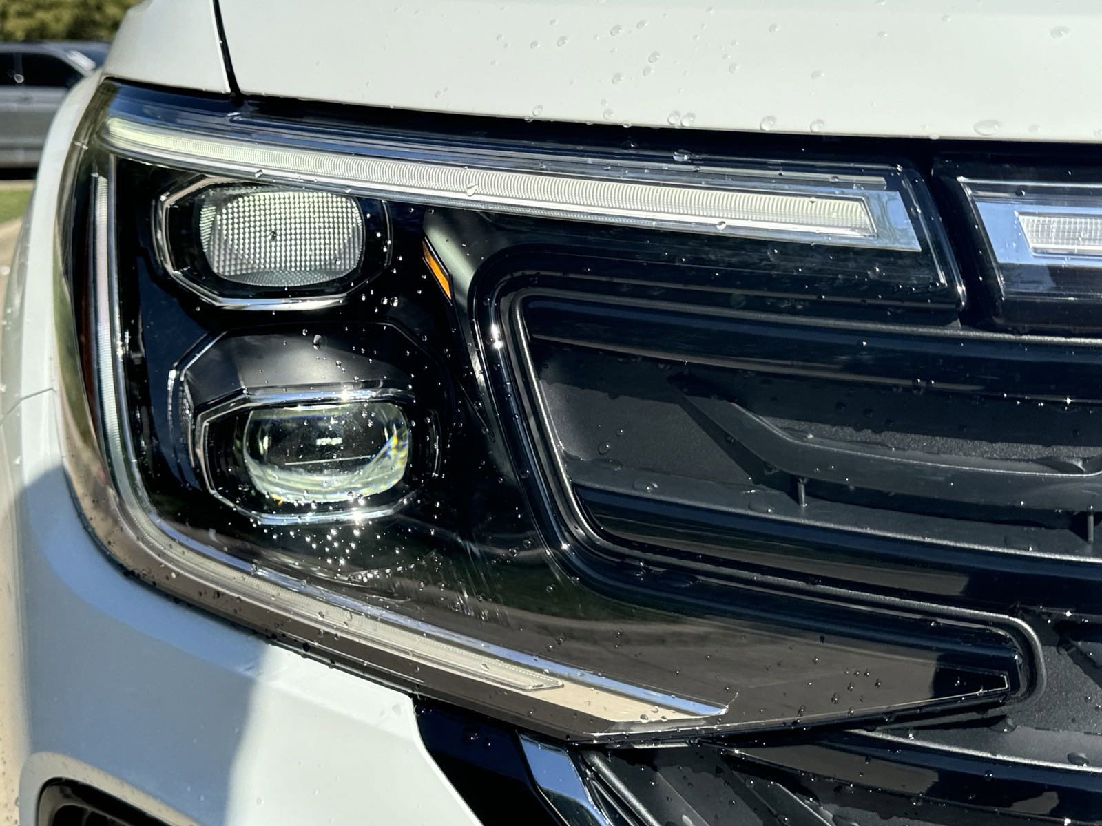 Certified 2026 Volkswagen Atlas Cross Sport SE FWD image 35