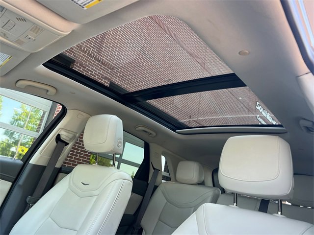 Certified 2022 Cadillac XT5 Premium Luxury image 33