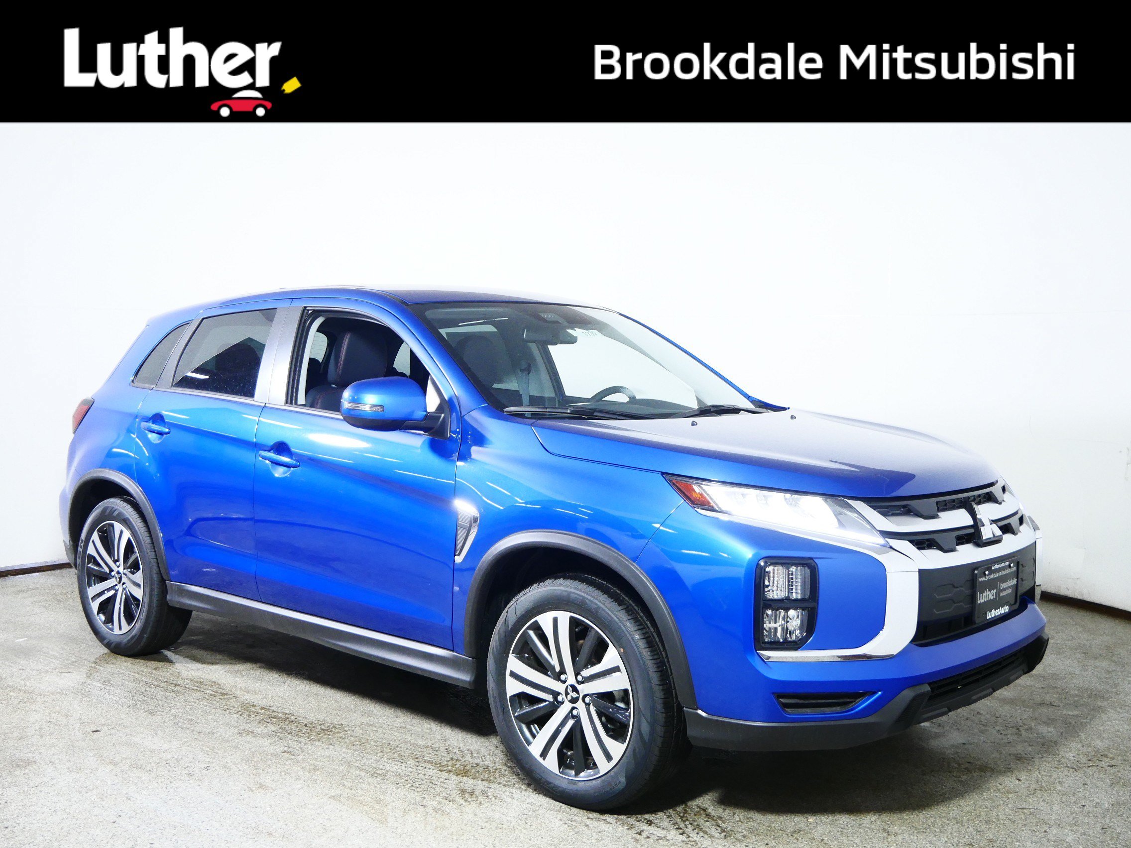 New 2026 Mitsubishi Outlander Sport SE AWD/4WD image 1