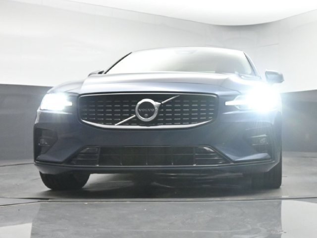 Certified 2024 Volvo S60 B5 Ultimate w/ Climate Package AWD/4WD image 37