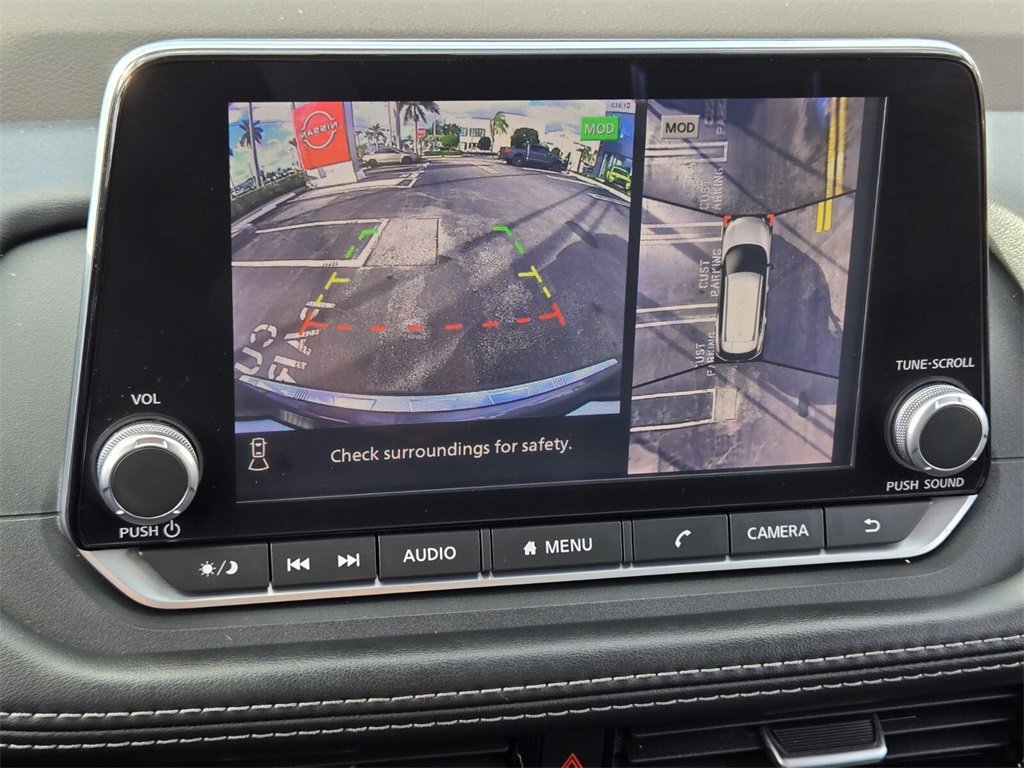 Used 2021 Nissan Rogue SV w/ Premium Package image 22