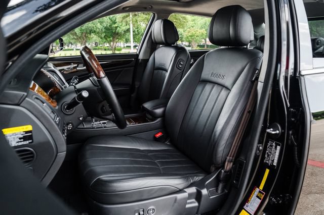 Used 2012 Hyundai Equus Signature RWD image 5