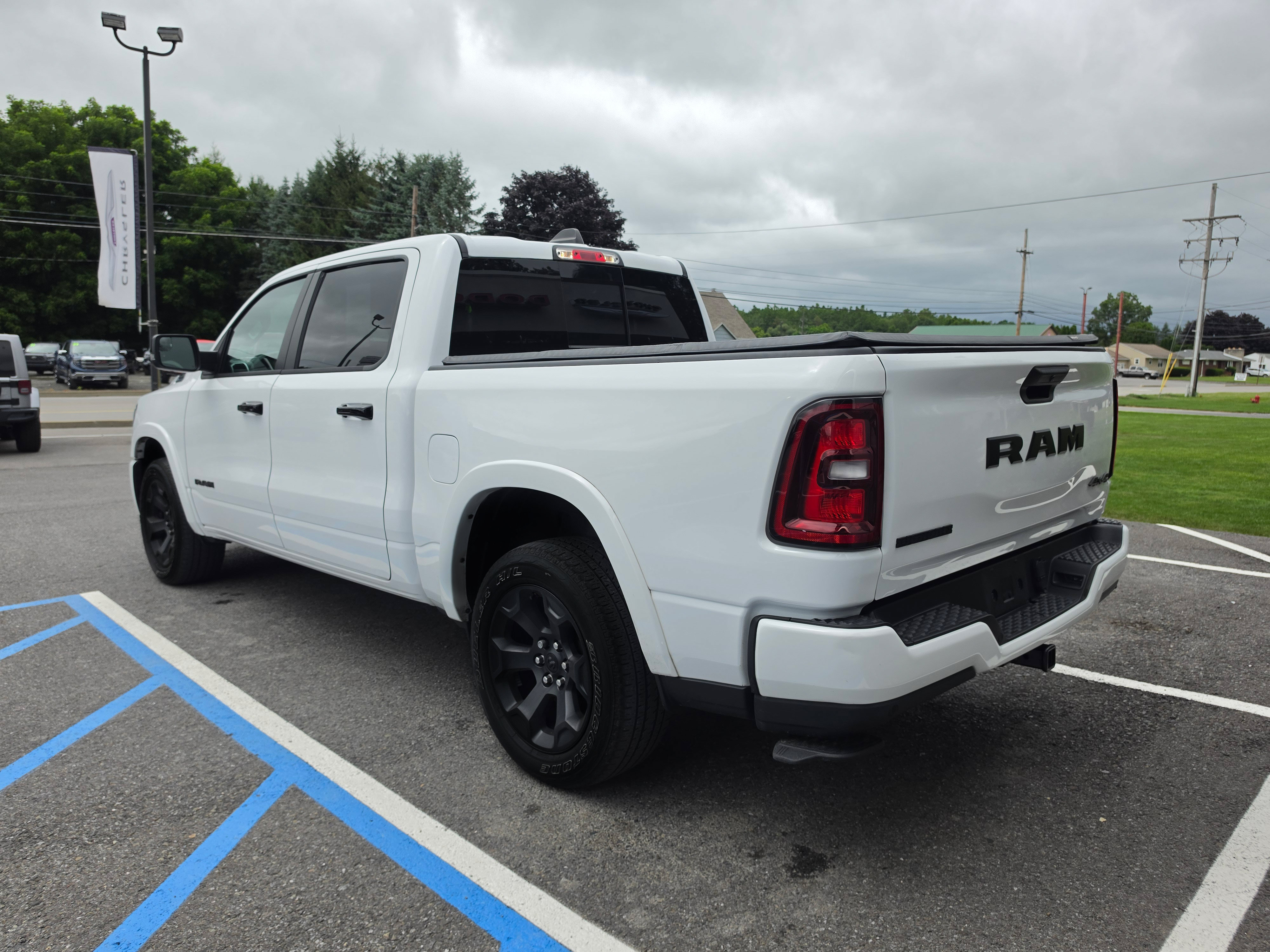 Used 2025 RAM 1500 Big Horn AWD/4WD image 6