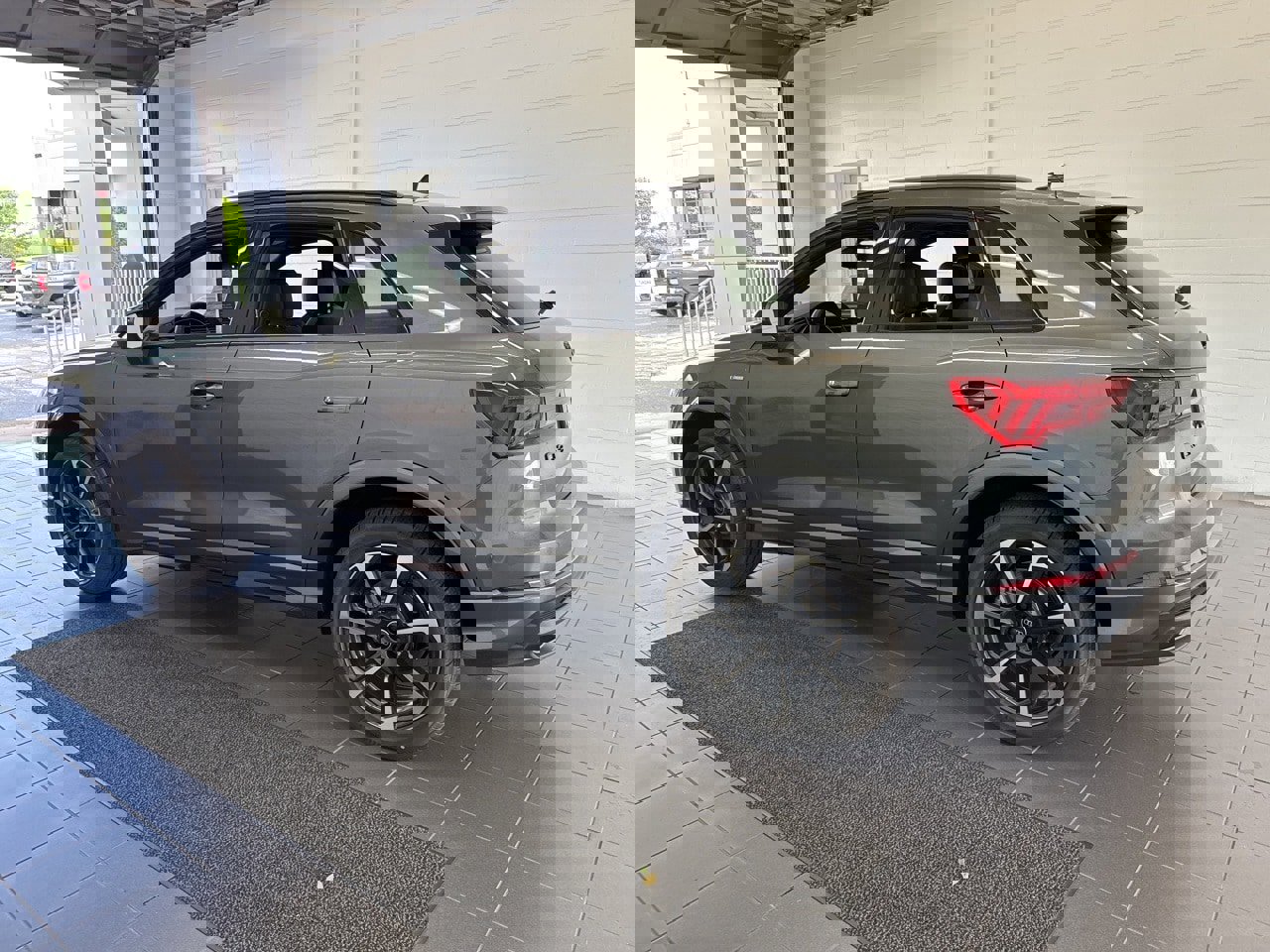 New 2025 Audi Q3 2.0T Premium Plus image 5