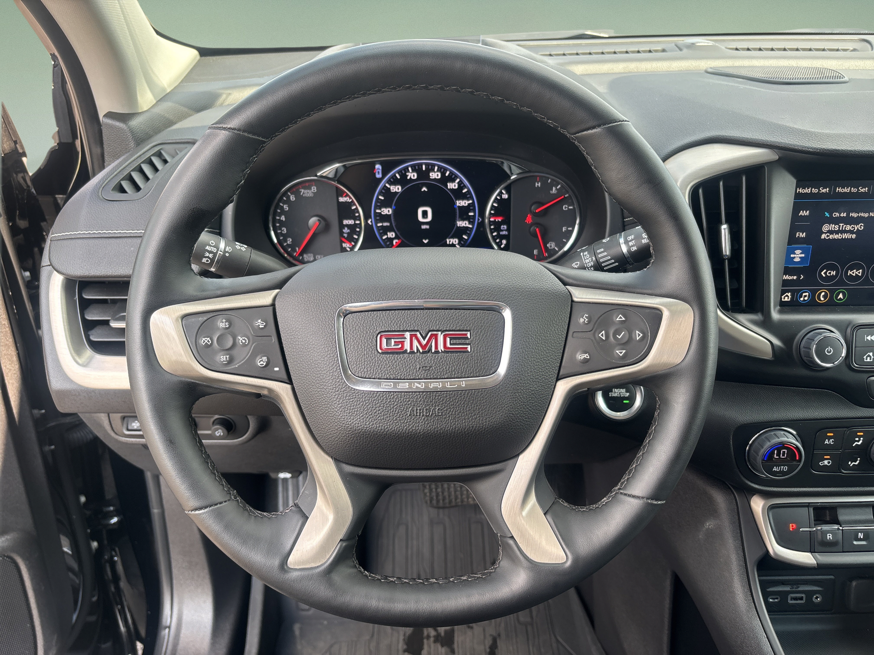 Used 2024 GMC Terrain Denali w/ LPO, Floor Liner Package AWD/4WD image 10