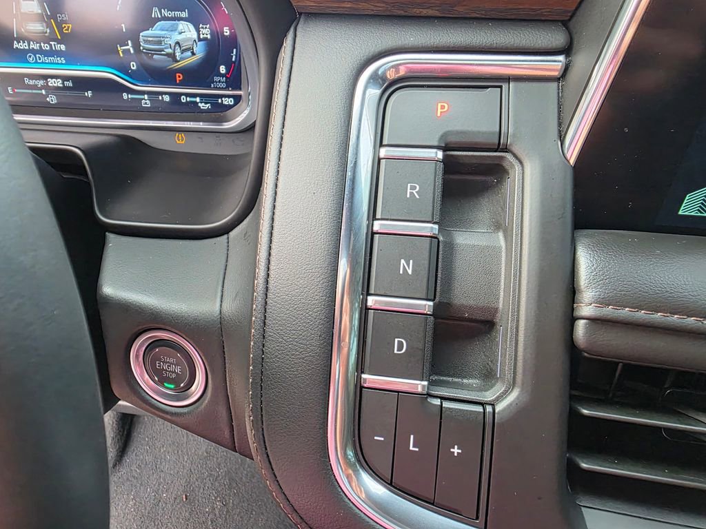 Used 2024 Chevrolet Tahoe High Country w/ Premium Package 2 image 21