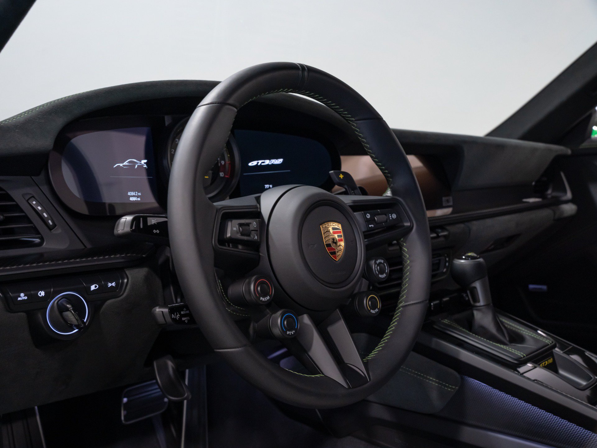 Used 2025 Porsche 911 GT3 RS RWD image 46