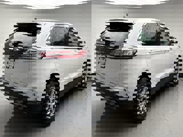 Used 2022 Ford Edge SEL w/ Convenience Package image 5