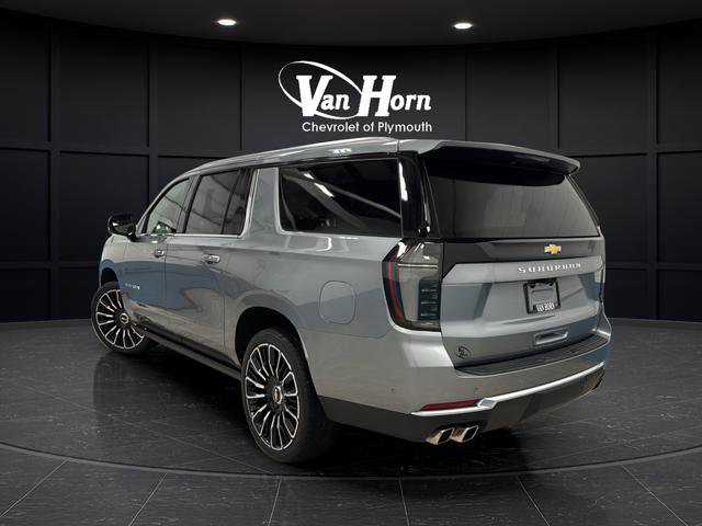 Used 2026 Chevrolet Suburban High Country AWD/4WD image 5