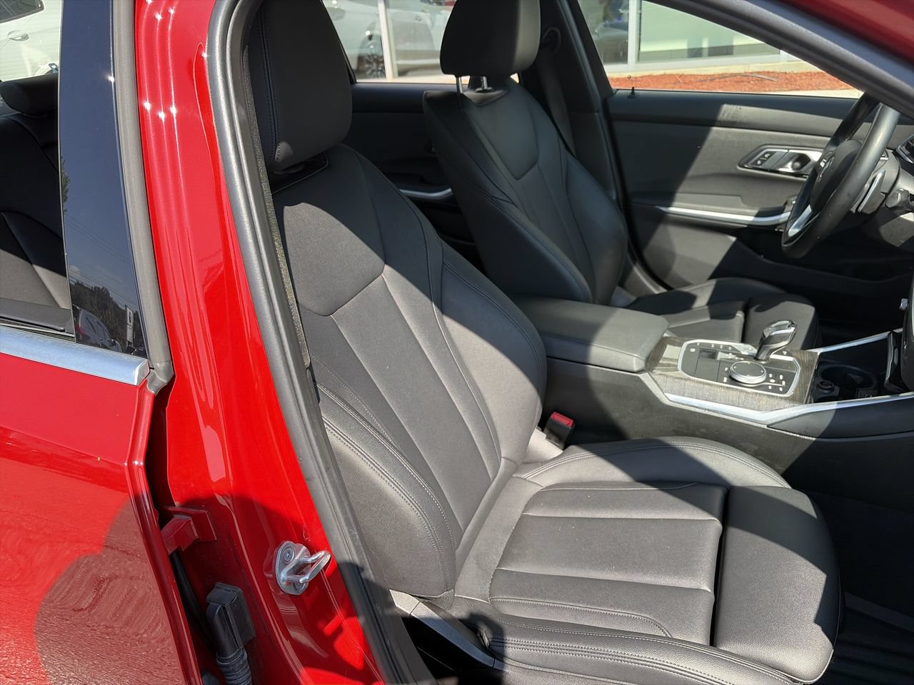 Used 2021 BMW 330i Sedan w/ Convenience Package RWD image 36