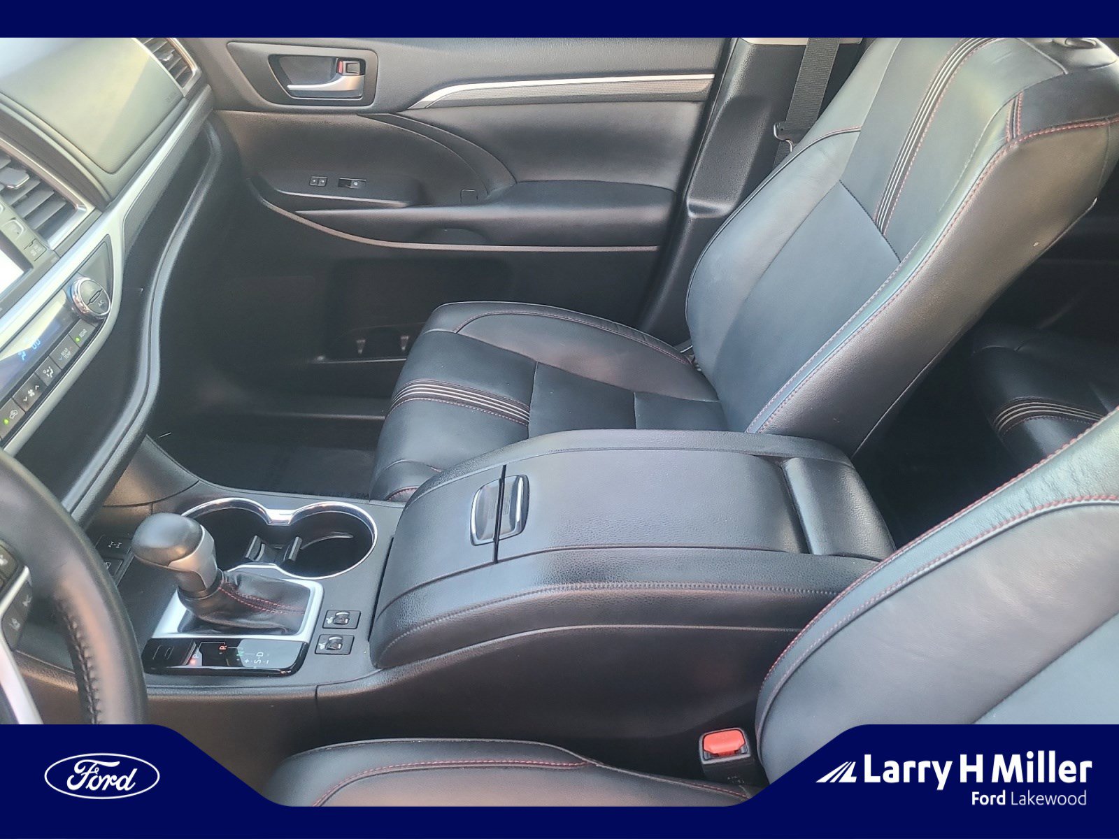 Used 2019 Toyota Highlander SE image 15