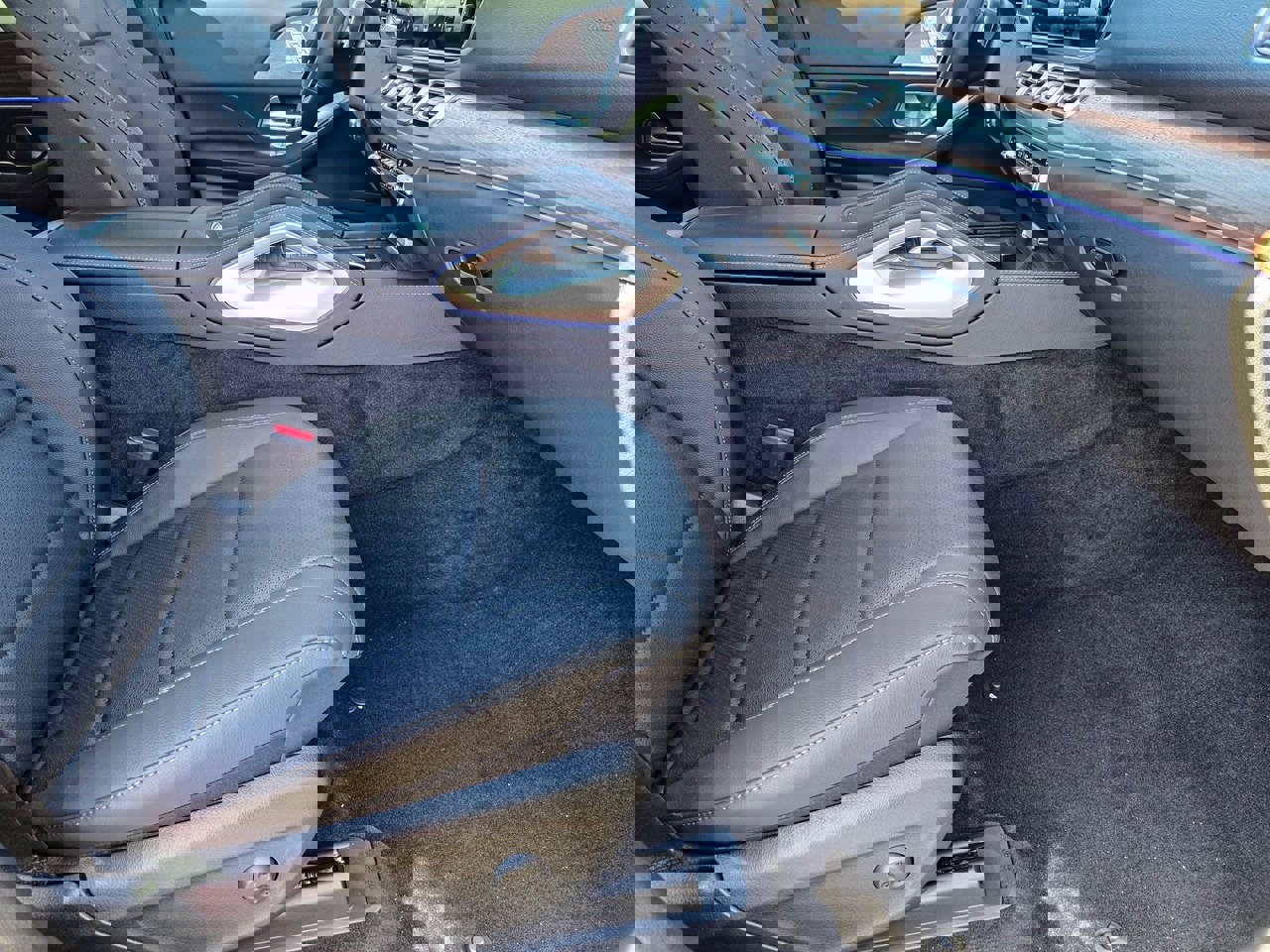 New 2025 Mercedes-Benz GLE 450 4MATIC image 38